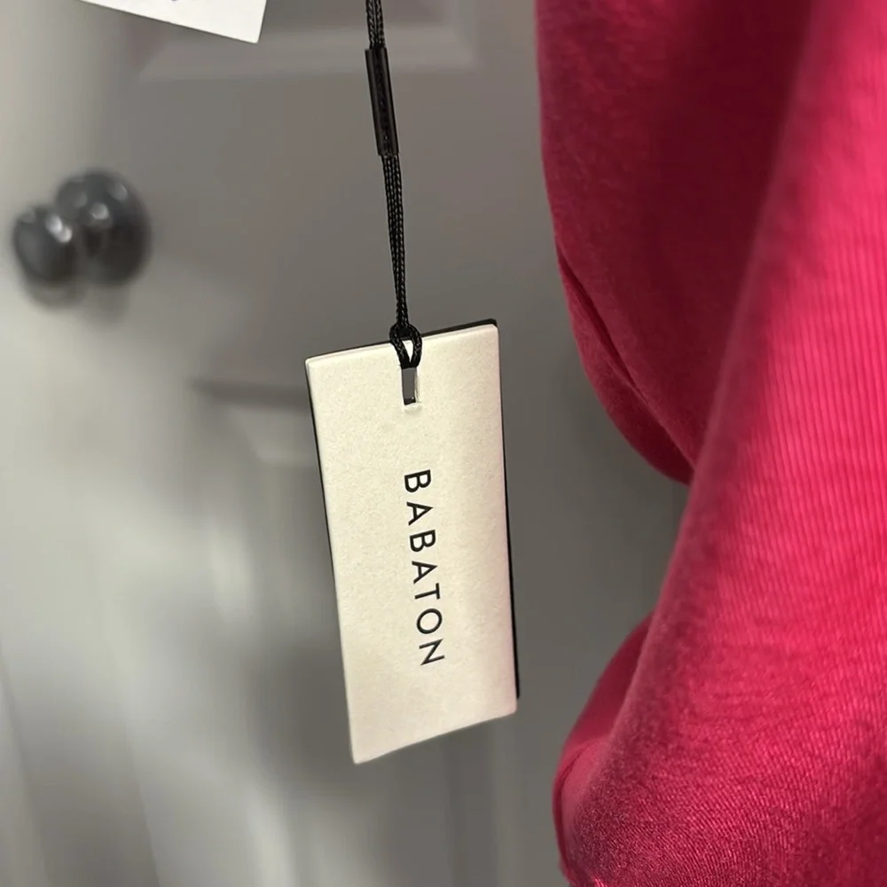 Aritzia Babaton Pink Women's Top - new with tags- xs - Picture 3 of 3